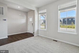 502 Cool Water Wy in Westminster, MD - Building Photo - Building Photo