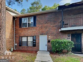 1963 Whitehall Forest Ct SE in Atlanta, GA - Building Photo