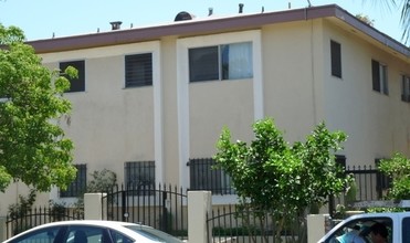 5532 Lexington Ave in Los Angeles, CA - Building Photo - Building Photo