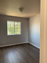 1590 E 45th St in Los Angeles, CA - Building Photo - Building Photo