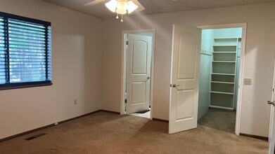 13973 Jarvis Cir in Magalia, CA - Building Photo - Building Photo