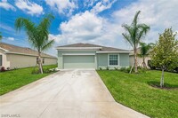 12142 Amber Waves Rd in Lehigh Acres, FL - Building Photo - Building Photo