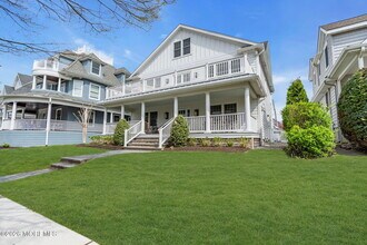 112 Sylvania Ave in Avon By The Sea, NJ - Building Photo - Building Photo