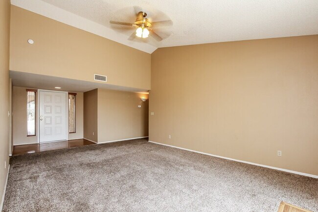 8539 W Diana Ave in Peoria, AZ - Building Photo - Building Photo