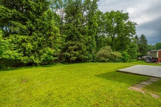 640 National Dr in Pittsburgh, PA - Building Photo - Building Photo
