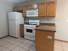 3540 St Anthony Way in Rockford, IL - Building Photo - Building Photo