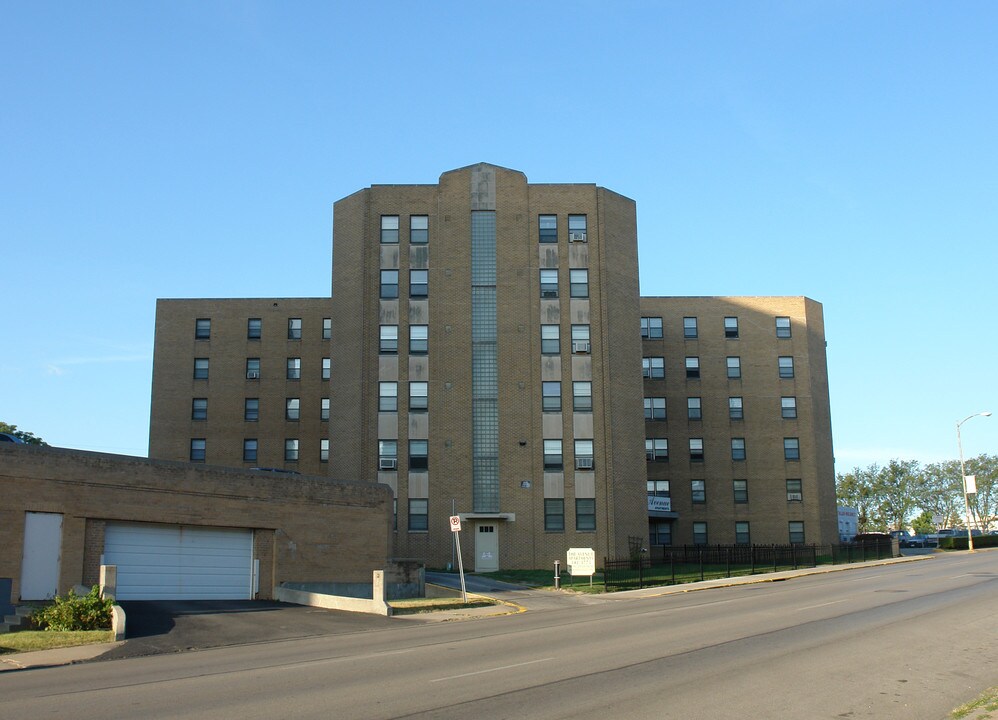 The Avenue apartments in Omaha, NE - Foto de edificio