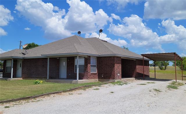 property at 201 Private Rd 3459