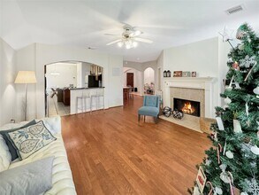 62 N Abram Cir in Spring, TX - Building Photo - Building Photo