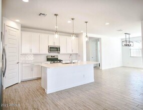 18780 W Cortez St in Surprise, AZ - Building Photo - Building Photo