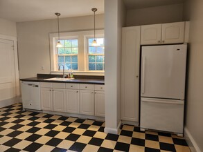 9 Avon Rd in Watertown, MA - Building Photo - Building Photo