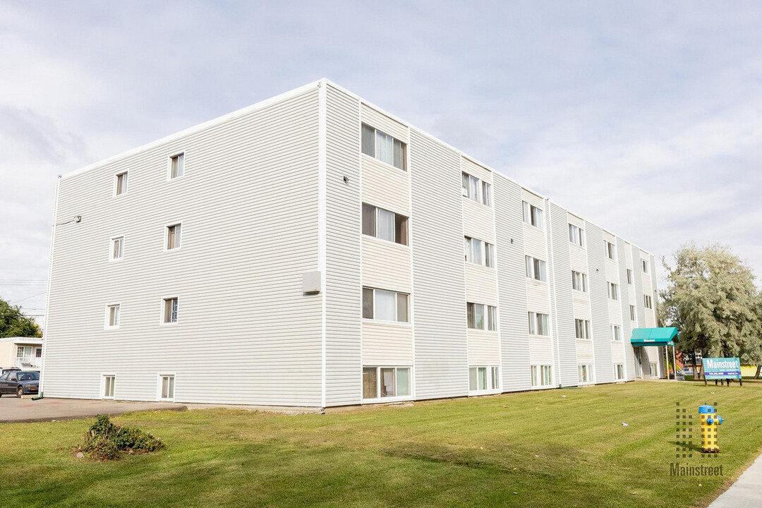 Cornerstone Apartments in Edmonton, AB - Building Photo