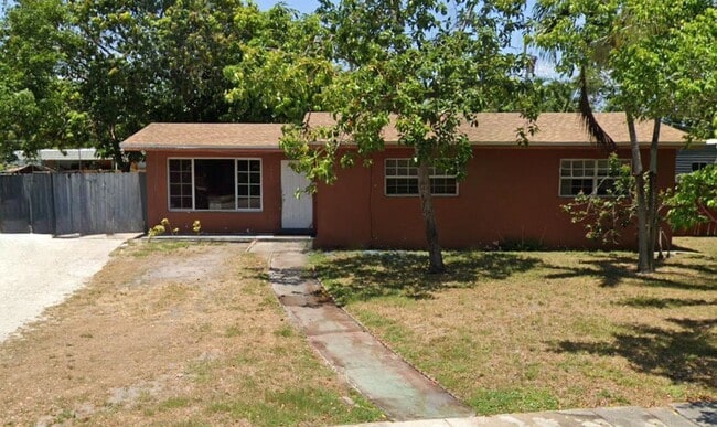 1143 NW 15th St in Fort Lauderdale, FL - Building Photo - Building Photo