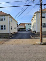 81 Warren Ave, Unit 81 Warren Ave in Pawtucket, RI - Building Photo