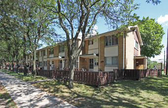 Lawrence Heights Apartments in Toronto, ON - Building Photo - Building Photo