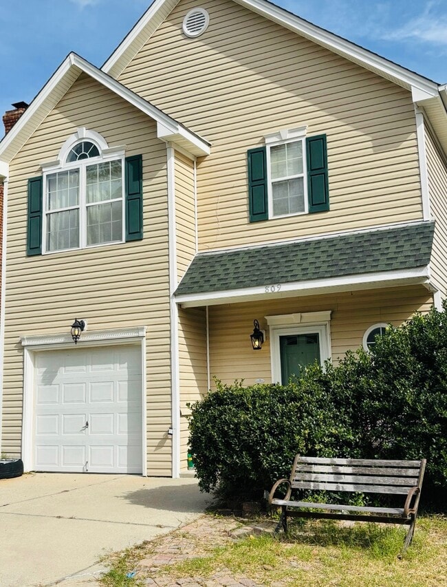 property at 809 23rd St