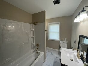 500 Peale St, Unit 500 in Joliet, IL - Building Photo - Building Photo
