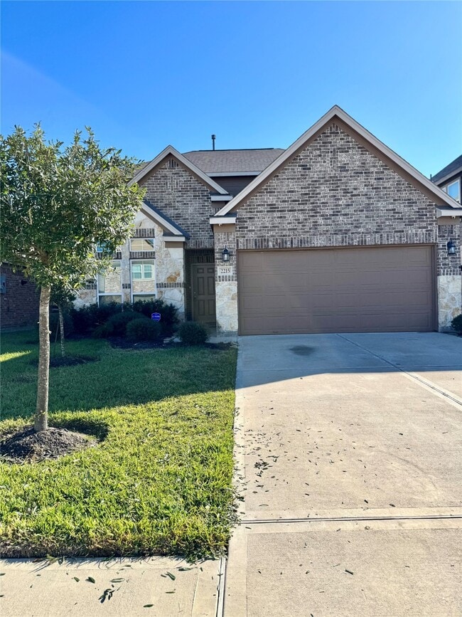 2215 Hidden Embers Path in Fresno, TX - Building Photo - Building Photo