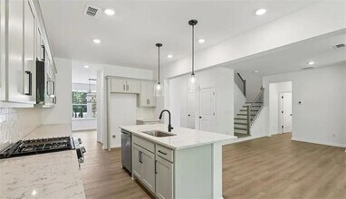 99 Gresham Ct in Dawsonville, GA - Building Photo - Building Photo