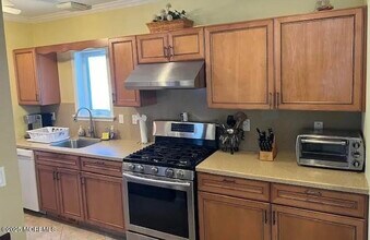 808 Boston Ave in Point Pleasant Beach, NJ - Building Photo - Building Photo