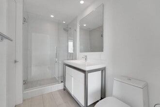 2000 Metropica Way, Unit 807 in Sunrise, FL - Building Photo - Building Photo