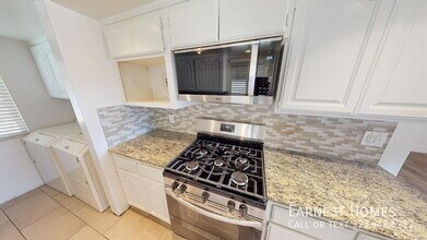 11265 De Haven Ave in Los Angeles, CA - Building Photo - Building Photo
