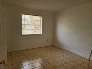 17255 SW 95th Ave, Unit 159 in Palmetto Bay, FL - Building Photo - Building Photo