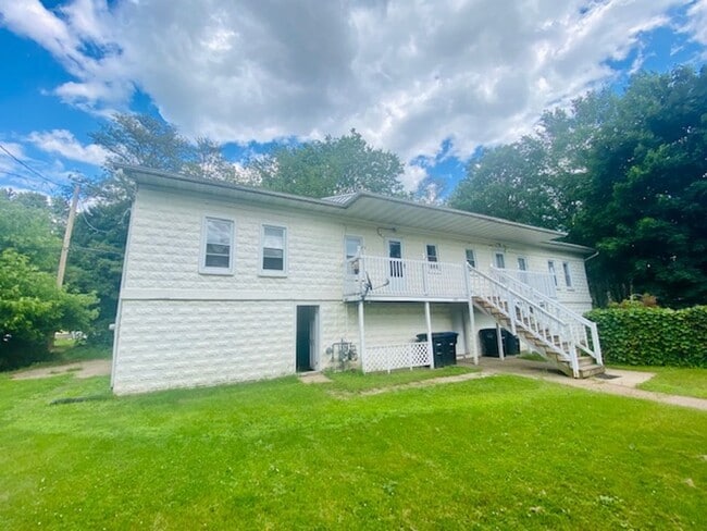 property at 414-416 S Andrews St