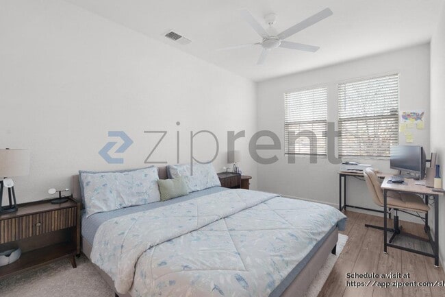 202 Martos Ct in Lincoln, CA - Building Photo - Building Photo