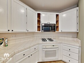 133 Bridgeway Ct in Roseville, CA - Building Photo - Building Photo