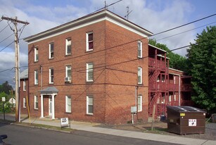 12-16 Chapman St Apartments