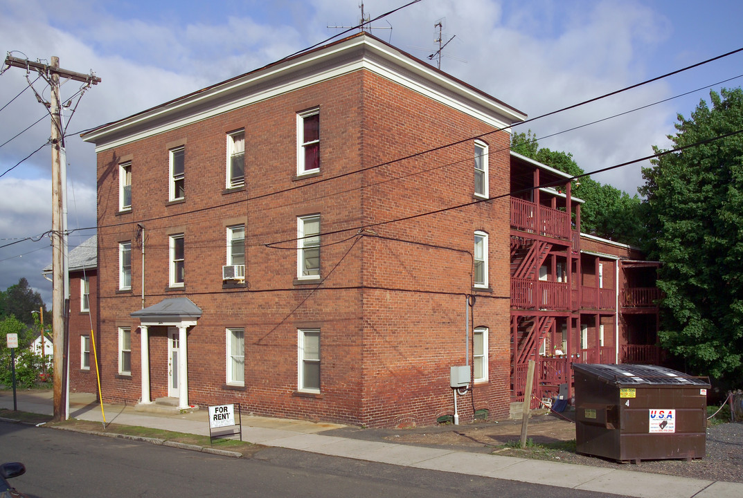 12-16 Chapman St in Chicopee, MA - Building Photo