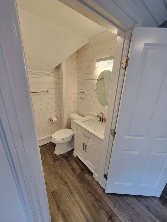 property at 304 N Washington St