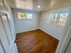 5557 Ave Juan Bautista in Riverside, CA - Building Photo - Building Photo