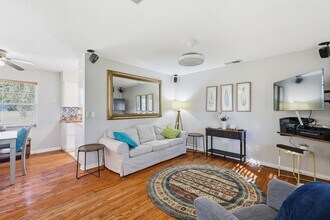 2901 Eastland Rd in Mount Dora, FL - Building Photo - Building Photo