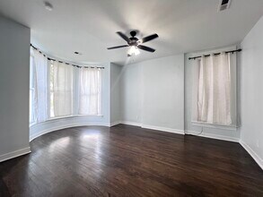 7026 S Wentworth Ave in Chicago, IL - Building Photo - Building Photo