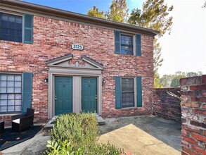 3125 Colonial Way in Atlanta, GA - Building Photo - Building Photo