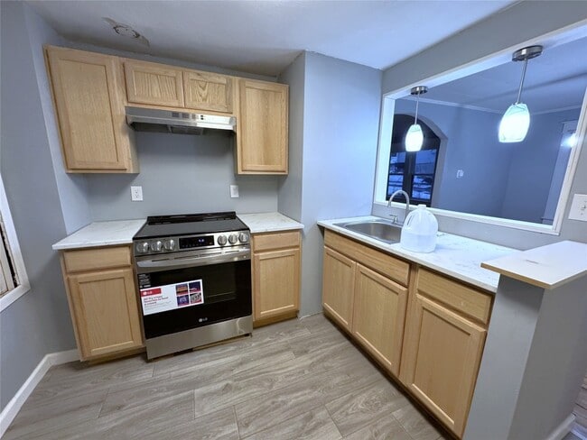 306 Dehart Ave in Endicott, NY - Building Photo - Building Photo