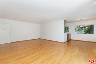 1411 N Harper Ave-Unit -2 in West Hollywood, CA - Foto de edificio - Building Photo