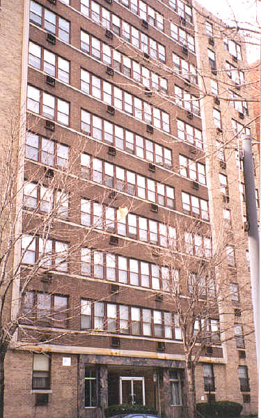 6920 S Crandon Ave in Chicago, IL - Building Photo - Building Photo