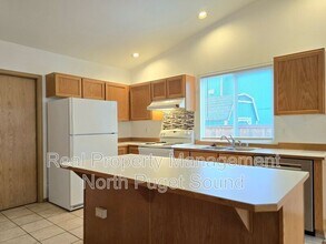 5224 102nd Pl NE in Marysville, WA - Building Photo - Building Photo