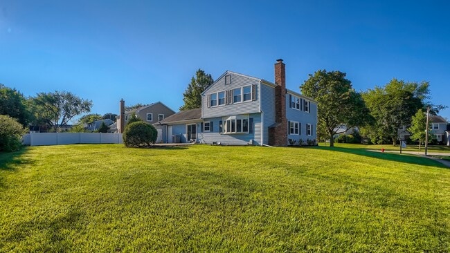 1129 Alden Ln in Buffalo Grove, IL - Building Photo - Building Photo