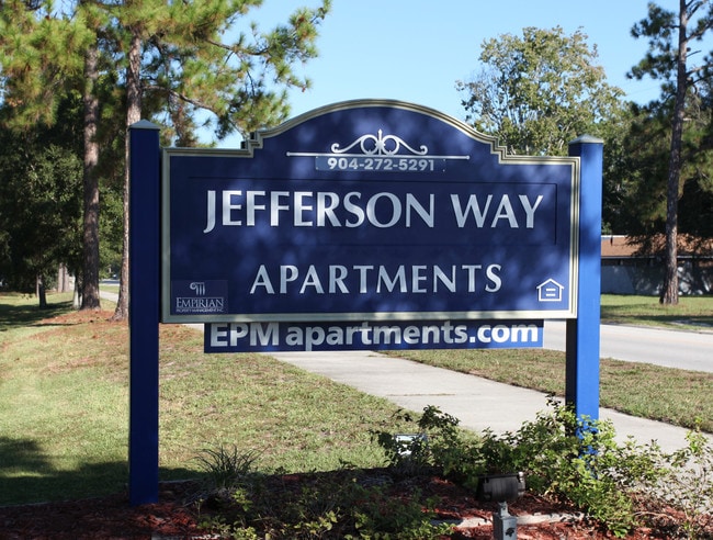 Jefferson Way in Orange Park, FL - Foto de edificio - Building Photo