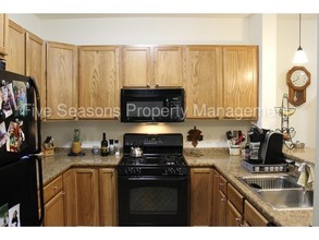410 Farrell St-Unit -206 in South Burlington, VT - Foto de edificio - Building Photo