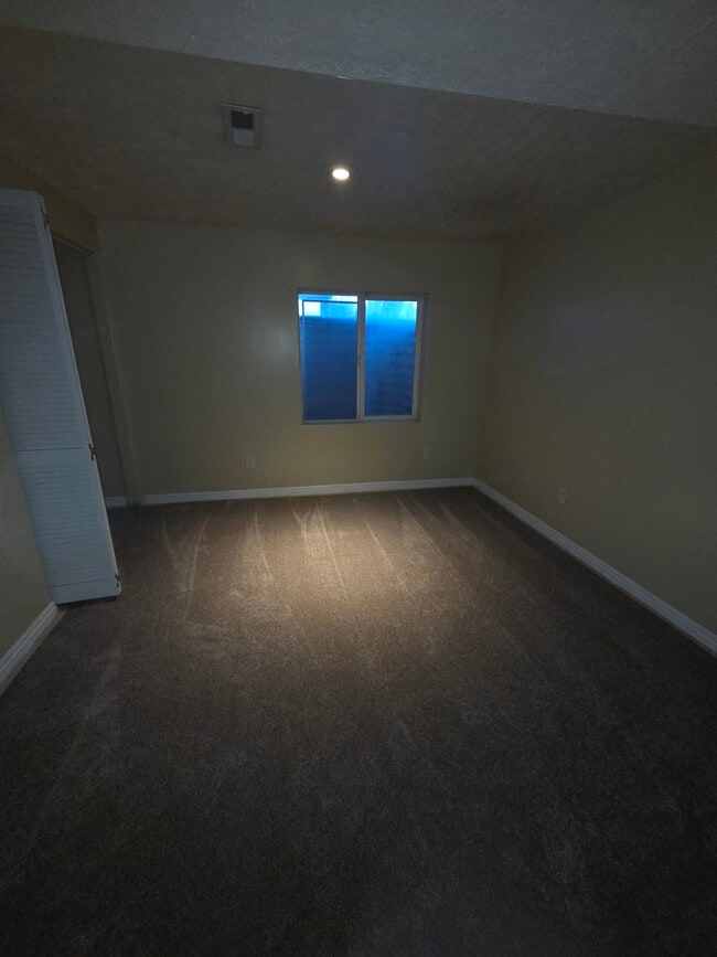 6878 W 3100 S in West Valley City, UT - Building Photo - Building Photo