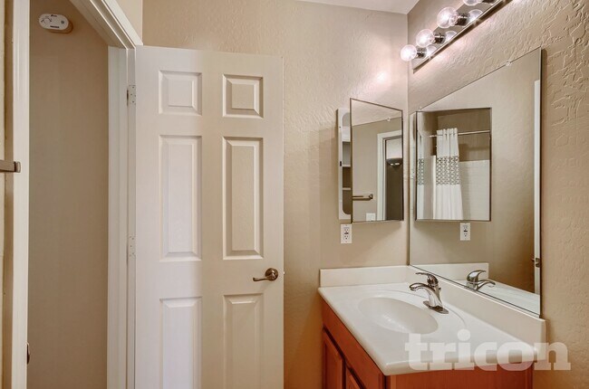 34113 N Alison Dr in San Tan Valley, AZ - Foto de edificio - Building Photo