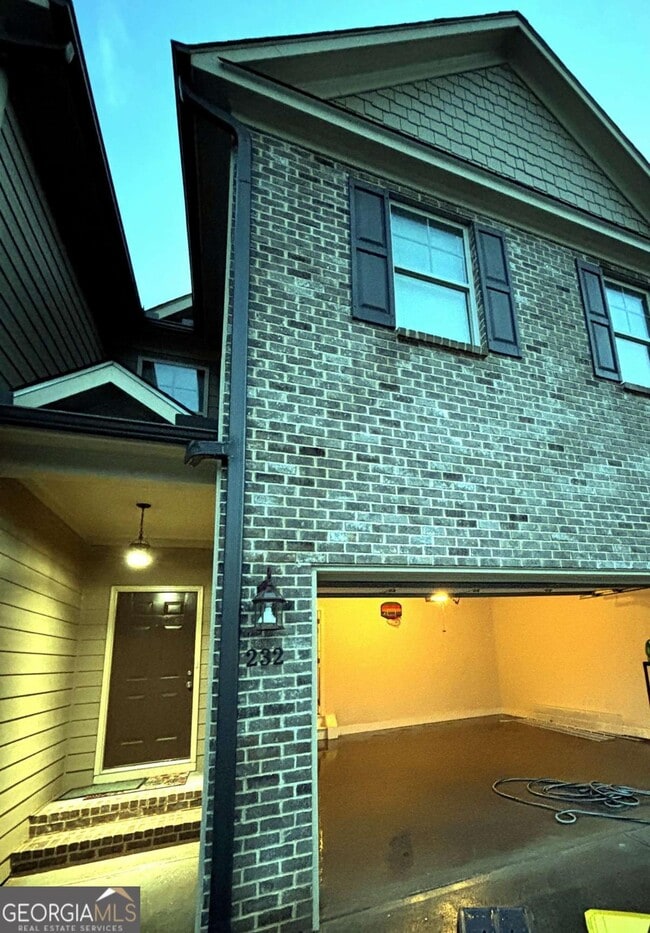 property at 232 Cashes Dr