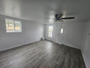 310 Garnet St in Kemmerer, WY - Building Photo - Building Photo