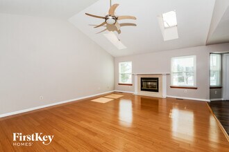 2800 Wilshire Valley Dr in St. Charles, MO - Building Photo - Building Photo