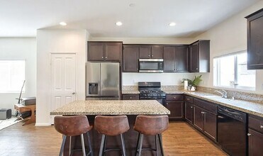 28763 Cloud Wy in Murrieta, CA - Building Photo - Building Photo